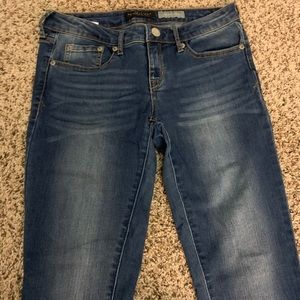 Aeropostale jeans size 6 short
